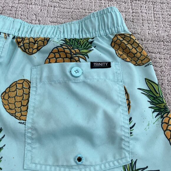 Trinity Collective Swim Shorts Mens Medium Mesh Lined Pineapple Graphic* - Picture 11 of 12